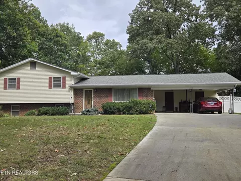 1138 Park Hill Cir, Knoxville, TN 37909