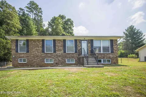 5832 Wilkerson Rd, Knoxville, TN 37912