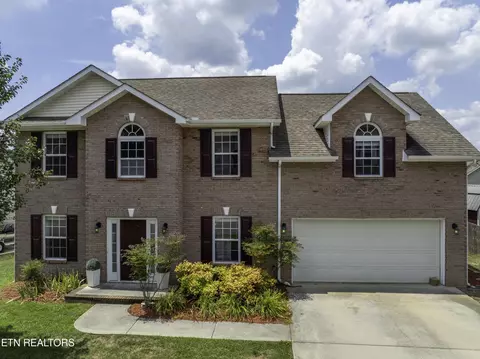 1411 Madison Oaks Rd, Knoxville, TN 37924