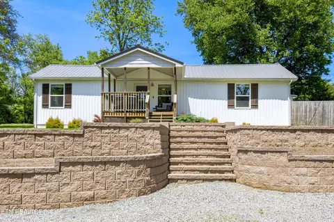 808 W Marine Rd, Knoxville, TN 37920