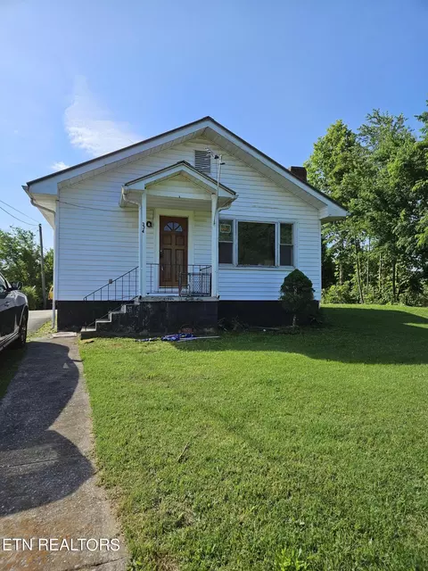 334 Margrave Dr, Harriman, TN 37748