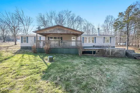 1132 Al Goss Rd, Crossville, TN 38571