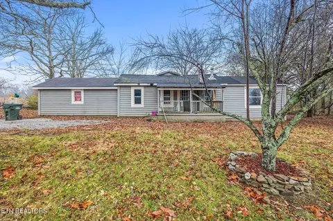 141 Wayne Ave, Crossville, TN 38555
