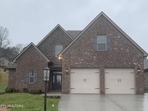 9309 Kayak Ln, Knoxville, TN 37922