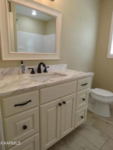 618 Robs Rd, Grimsley, TN 38565 photo 17