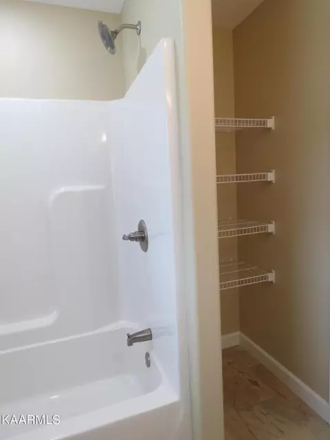 618 Robs Rd, Grimsley, TN 38565 photo 18