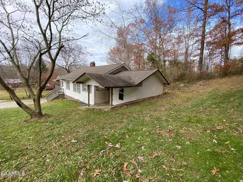 574 Litton Rd, Oneida, TN 37841 photo 5