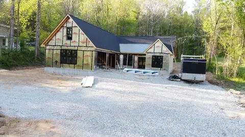 2114 W Third Ave, Oneida, TN 37841 photo 11