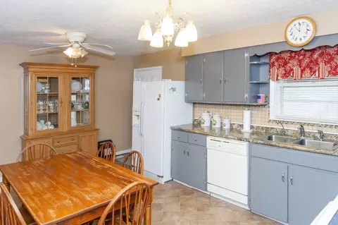 522 Chestnut Ridge Rd, Heiskell, TN 37754 photo 5