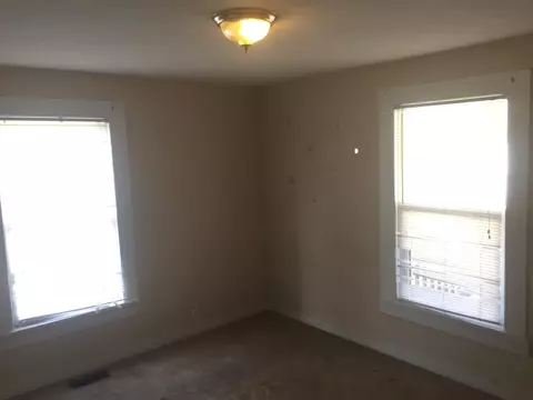 5825 2nd Ln, Knoxville, TN 37912 photo 3