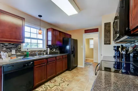 4829 Falling Star Ln, Powell, TN 37849 photo 5