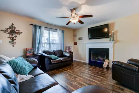 4829 Falling Star Ln, Powell, TN 37849 photo 10