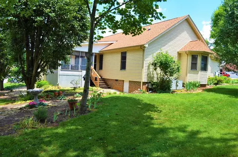 3913 Stonebridge Dr, Powell, TN 37849 photo 7