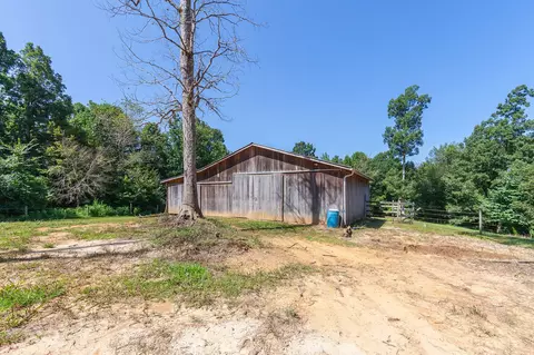 Exterior - 547 Willoughby Rd, Beech Bluff, TN 38313 photo 12 of 15