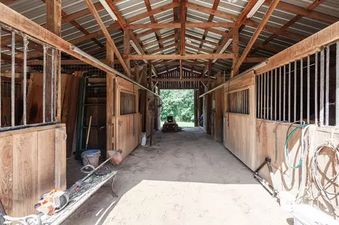 Entry Way - 547 Willoughby Rd, Beech Bluff, TN 38313 photo 3 of 3