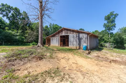 Exterior - 547 Willoughby Rd, Beech Bluff, TN 38313 photo 13 of 15