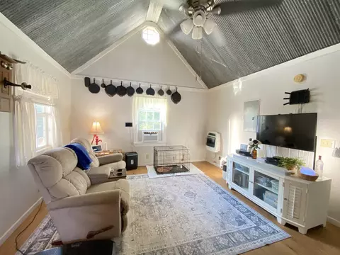 1055 Chestnut Grove Rd, Morrison, TN 37357 photo 8