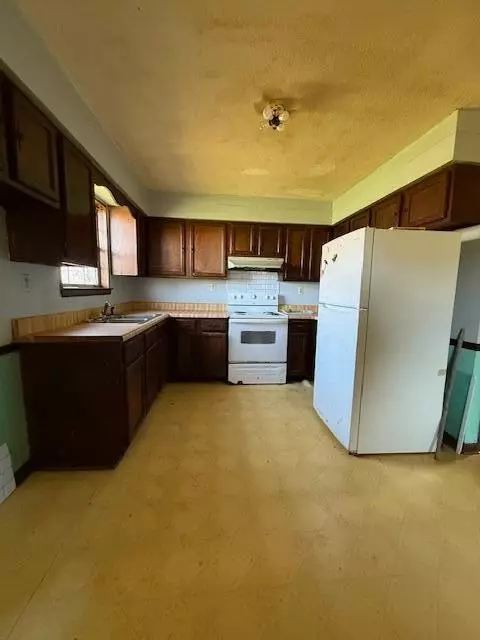 Kitchen - 953 Durham Loop, Grandview, TN 37337 photo 1 of 1