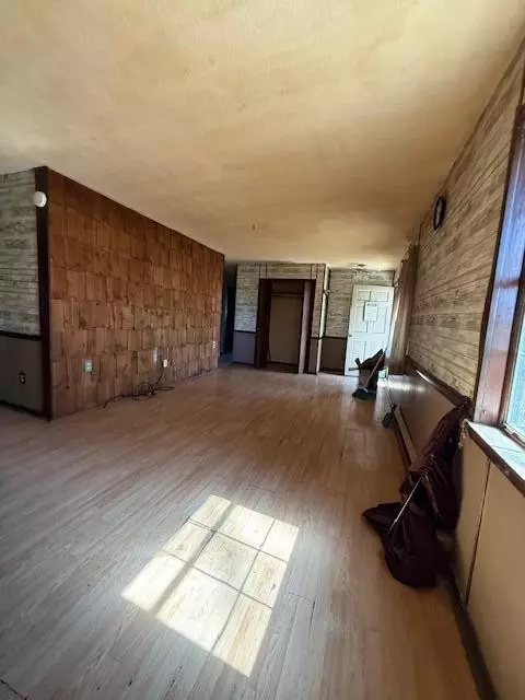 Living - 953 Durham Loop, Grandview, TN 37337 photo 1 of 2