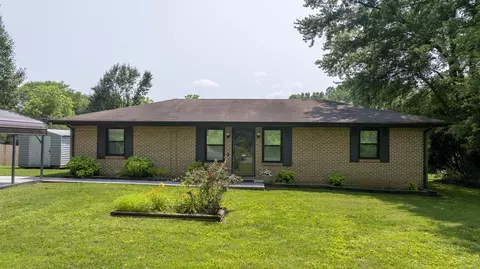 689 Payne Ln, Evensville, TN 37332