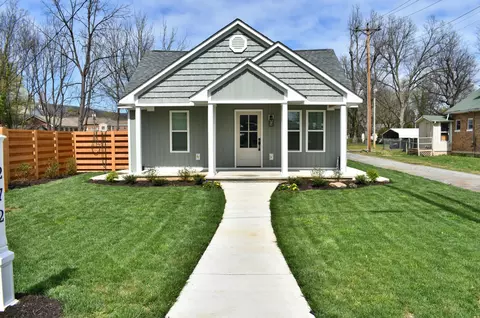 272 W Rhea Ave, Spring City, TN 37381
