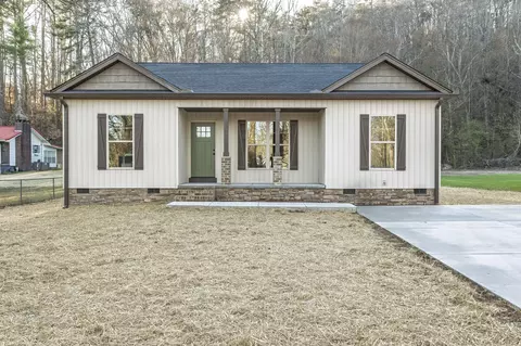 15015 Back Valley Rd, Sale Creek, TN 37373