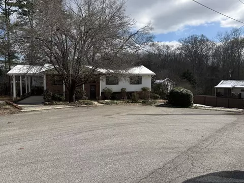 937 Spurling Dr, Hixson, TN 37343