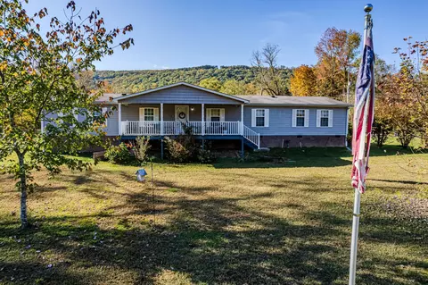13027 Back Valley Rd, Soddy Daisy, TN 37379