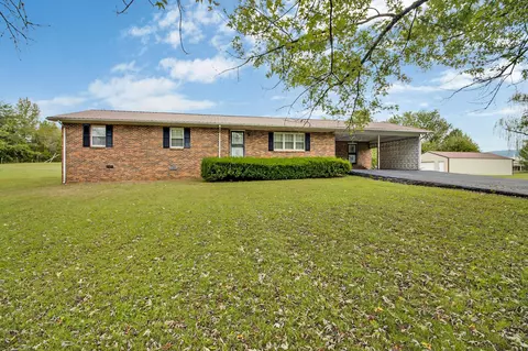 1228 Sequatchie Rd, Pikeville, TN 37367