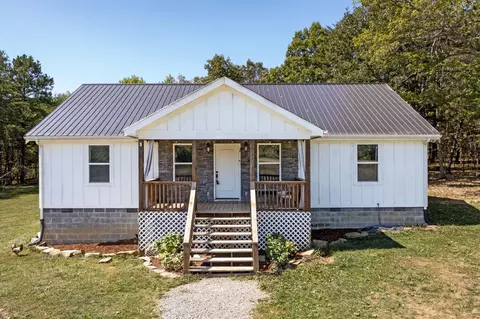 732 Jb Swafford Rd, Spring City, TN 37381