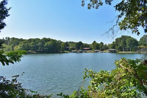 320 Key Cove Rd, Spring City, TN 37381