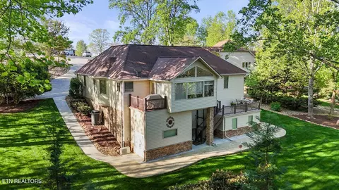 407 Tecumseh Pt, Loudon, TN 37774