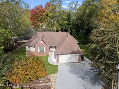 407 Tecumseh Pt, Loudon, TN 37774