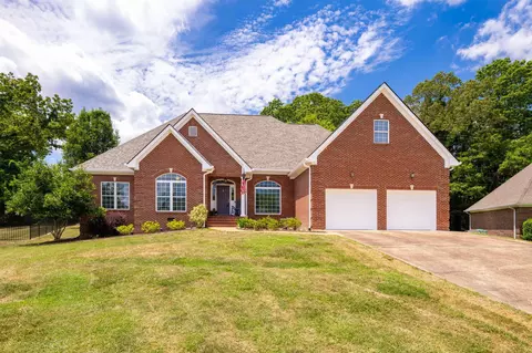 10824 Daffodil Cir, Soddy Daisy, TN 37379