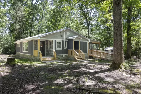 840 Eagle Furnace Rd, Rockwood, TN 37854
