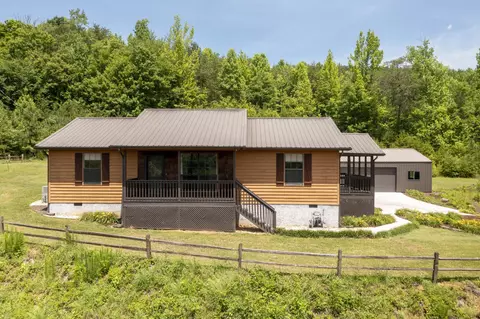 3518 Old Graysville Rd, Dayton, TN 37321