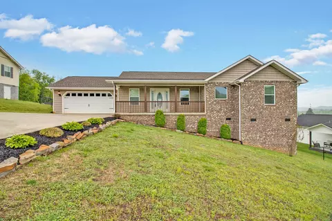 132 Foothills Dr, Dayton, TN 37321