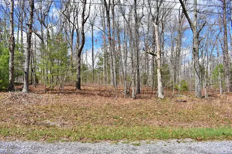 211 Nehasane Ln, Crossville, TN 38572