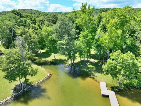 29 Royal Crest Dr, Spring City, TN 37381