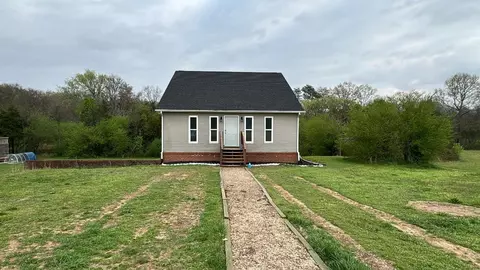 685 Smith Rd, Dayton, TN 37321