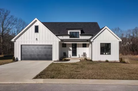 7353 Paxton Cir, Hixson, TN 37343