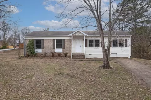 9007 Wooten Rd, Chattanooga, TN 37416