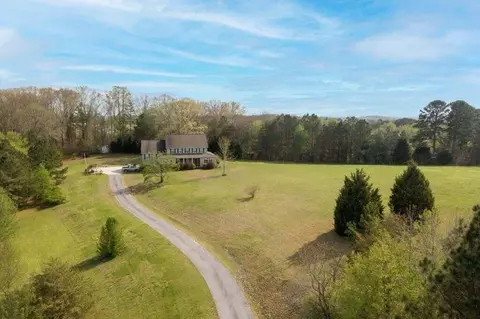 308 Twin Meadows Dr, Dayton, TN 37321