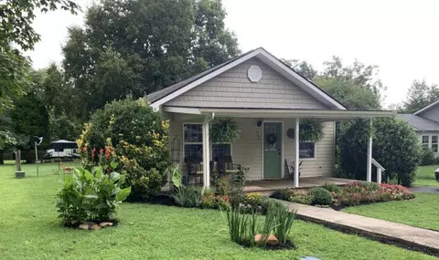 147 Lavender St, Spring City, TN 37381