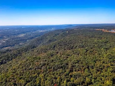 3 Wash Pelfrey Rd, Evensville, TN 37332