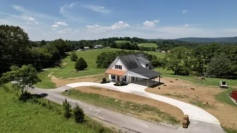 565 Pinnacle Lane Ln, Dayton, TN 37321