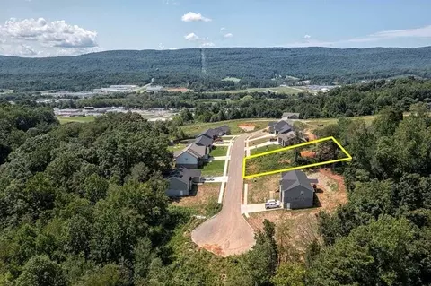 47 Mockingbird Ln, Dayton, TN 37321