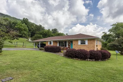 438 Ketchersid Ave, Spring City, TN 37381