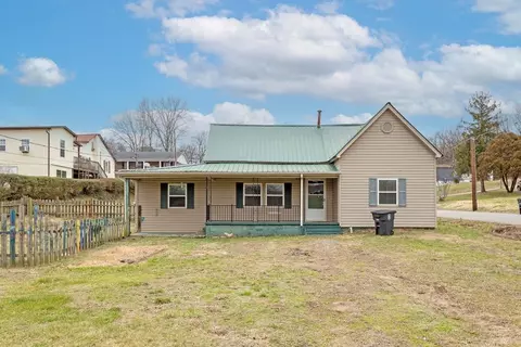 428 Church St, Athens, TN 37303