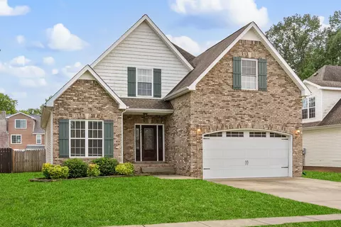 722 Cavalier Dr, Clarksville, TN 37040